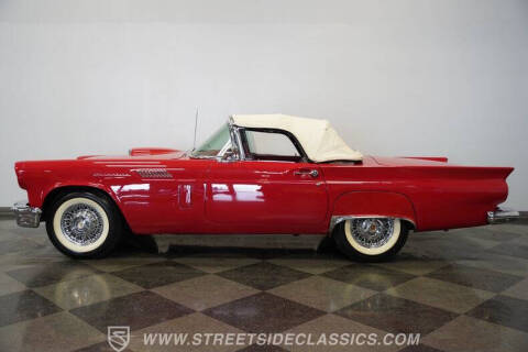 1957 Ford Thunderbird
