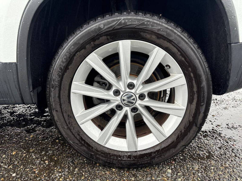 2018 Volkswagen Tiguan Limited 2.0T 4Motion