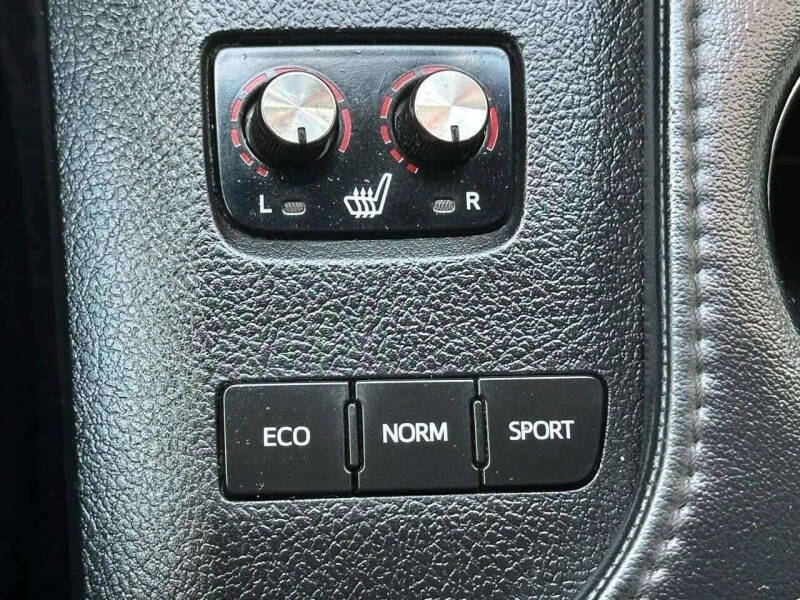 2013 Toyota Avalon XLE