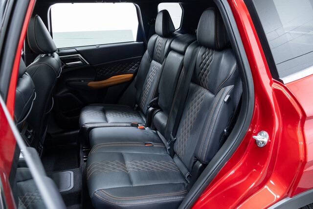 2023 Mitsubishi Outlander PHEV SEL