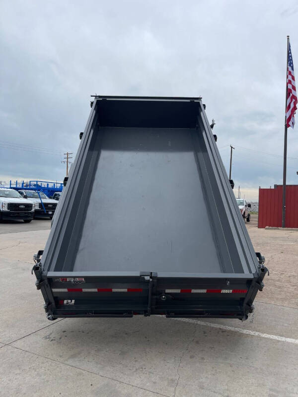 2025 PJ Trailers DL