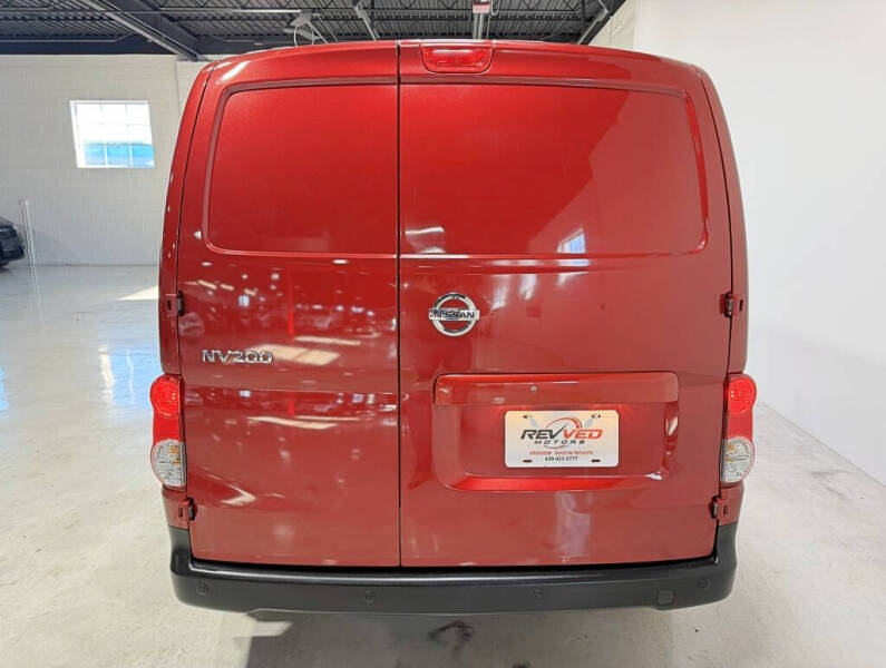 2021 Nissan NV200 SV