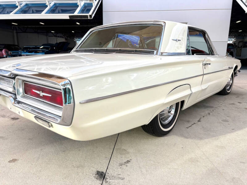 1964 Ford Thunderbird