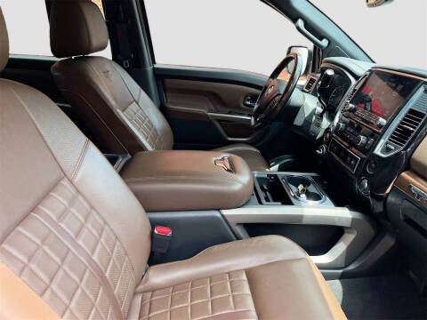 2021 Nissan Titan Platinum Reserve