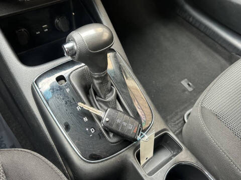 2018 Kia Forte5 LX
