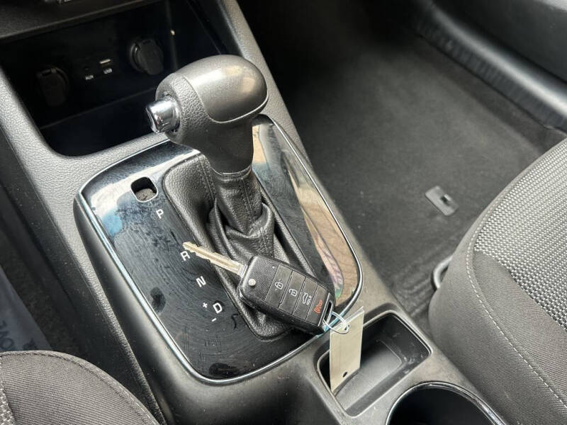 2018 Kia Forte5 LX