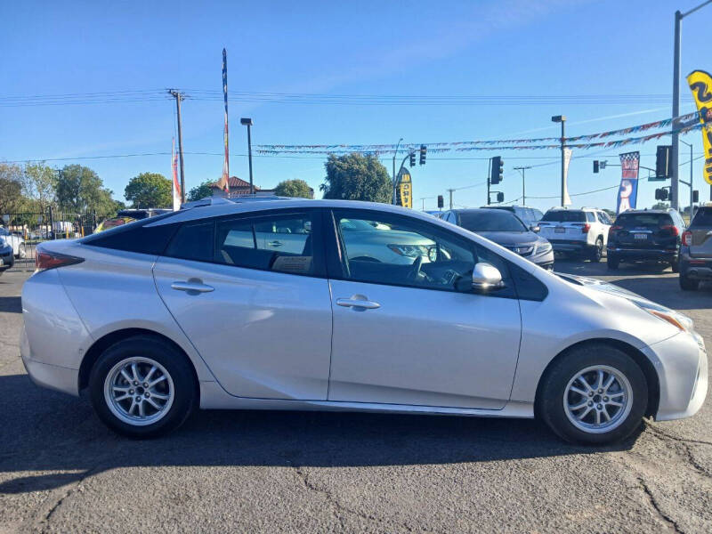2018 Toyota Prius Two