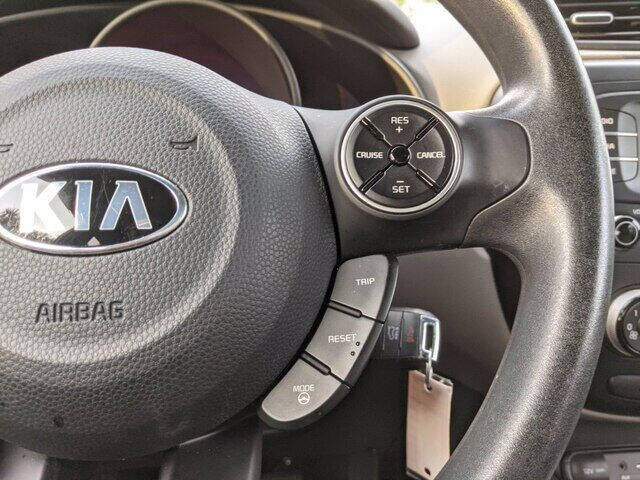 2016 Kia Soul +