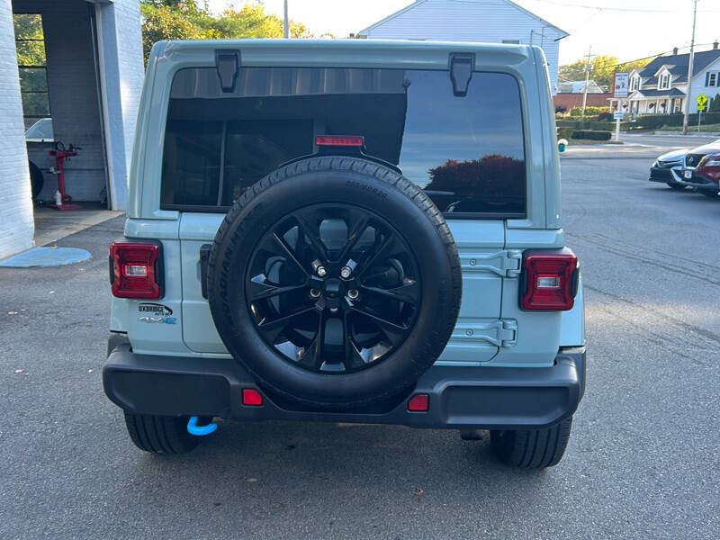 2024 Jeep Wrangler Sahara 4xe