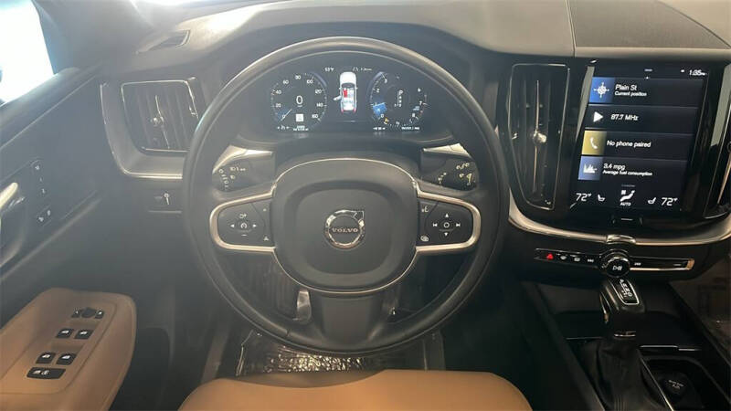 2020 Volvo XC60 T5 Momentum