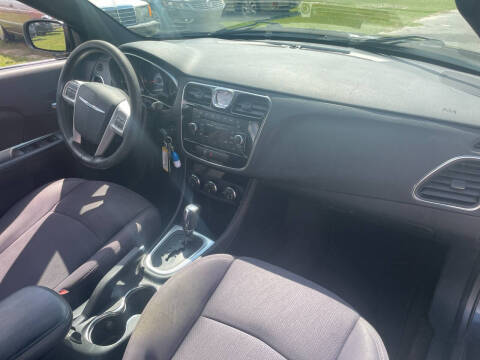 2012 Chrysler 200 Touring