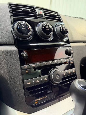 2009 Saturn SKY Ruby Red SE