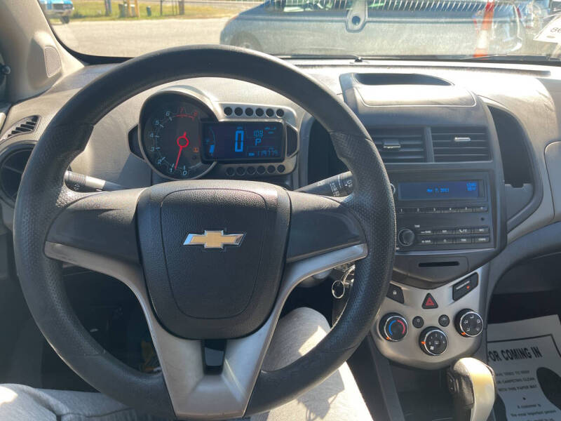 2012 Chevrolet Sonic LS