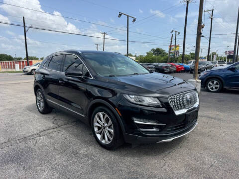 2019 Lincoln MKC Select
