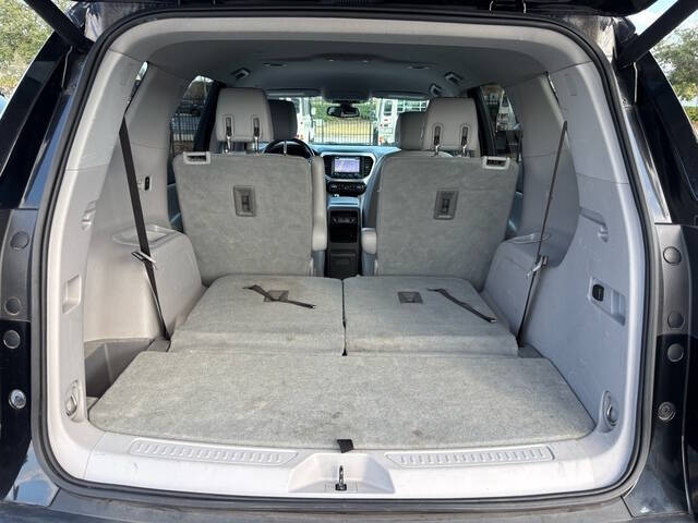 2019 GMC Acadia 16
