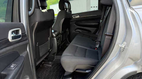 2021 Jeep Grand Cherokee Laredo E