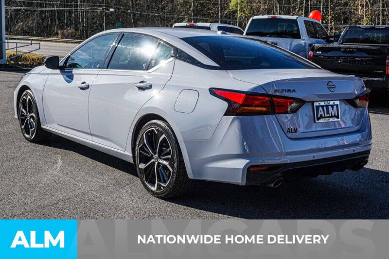 2024 Nissan Altima 2.5 SR