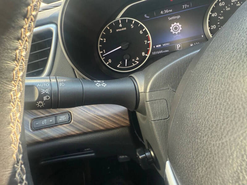 2017 Nissan Maxima Platinum