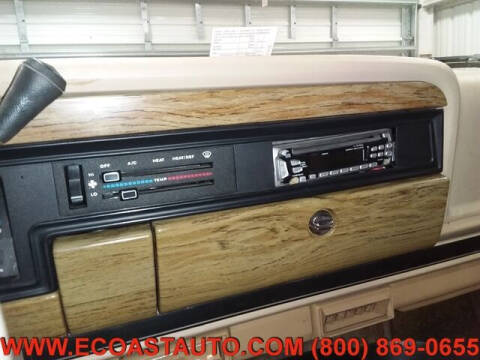 1990 Jeep Grand Wagoneer