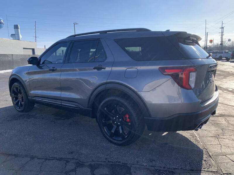 2022 Ford Explorer ST