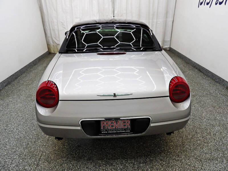 2004 Ford Thunderbird Deluxe