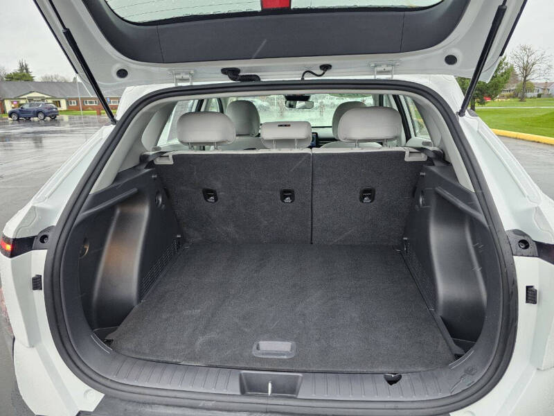 2024 Hyundai Kona SE