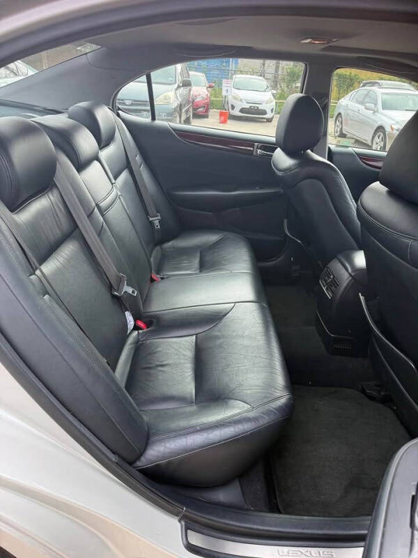 2005 Lexus ES 330