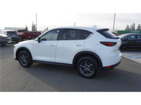 2017 Mazda CX-5 Sport