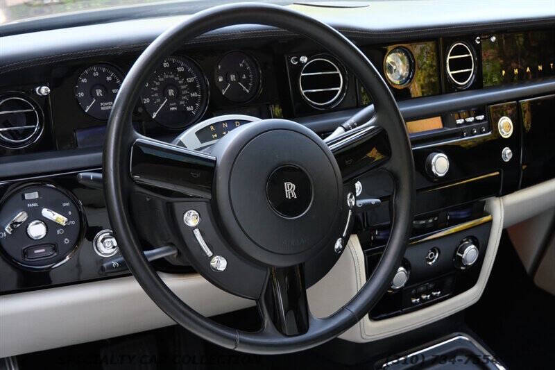 2011 Rolls-Royce Phantom