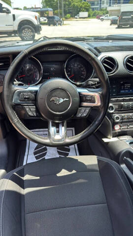 2016 Ford Mustang V6