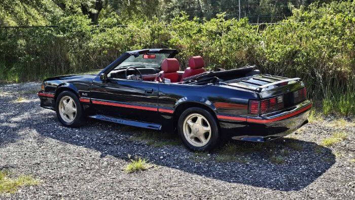 1988 Ford Mustang