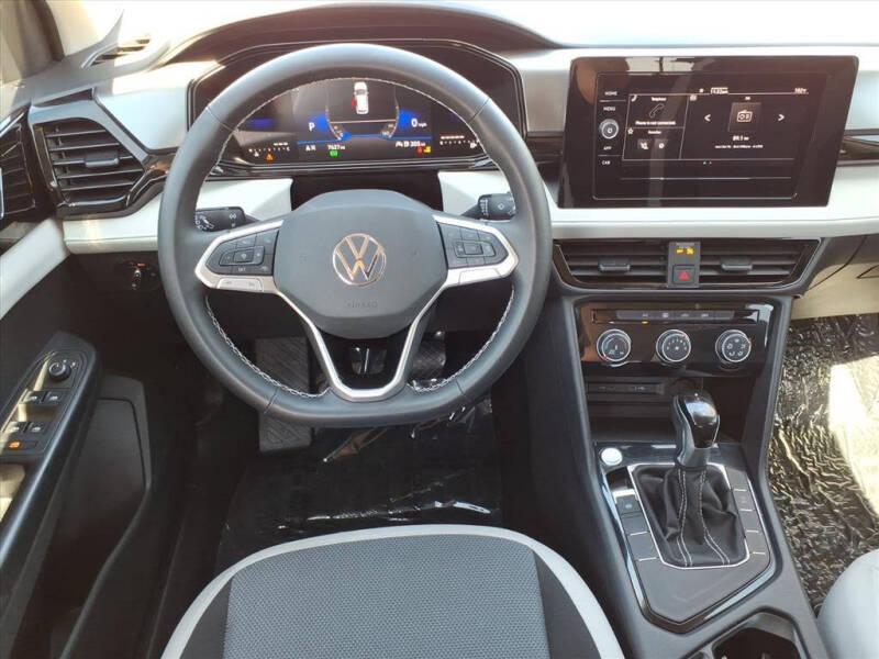 2025 Volkswagen Taos S