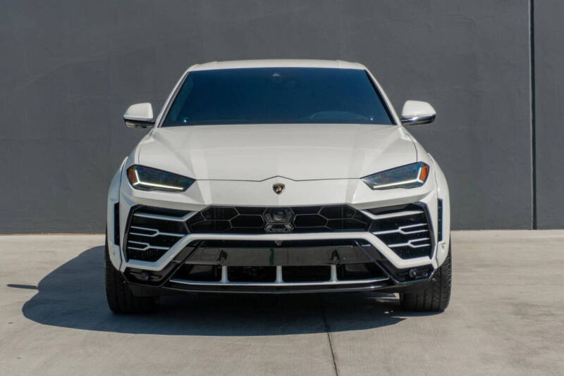 2019 Lamborghini Urus