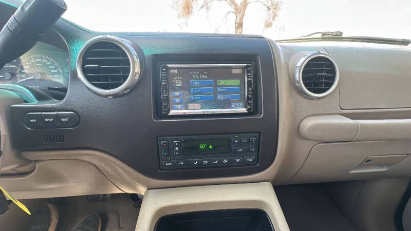 2003 Ford Expedition Eddie Bauer