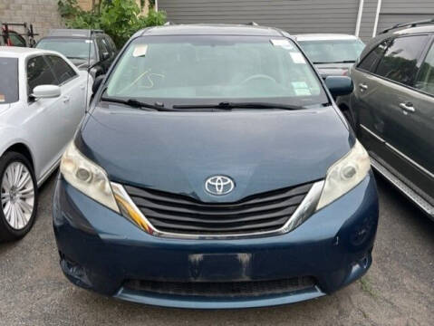 2011 Toyota Sienna for sale at Auto Legend Inc in Linden NJ