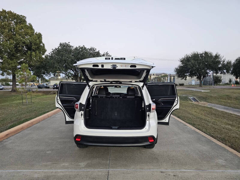 2016 Toyota Highlander