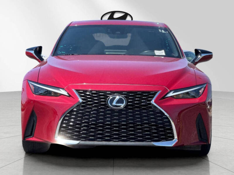 2023 Lexus IS 300