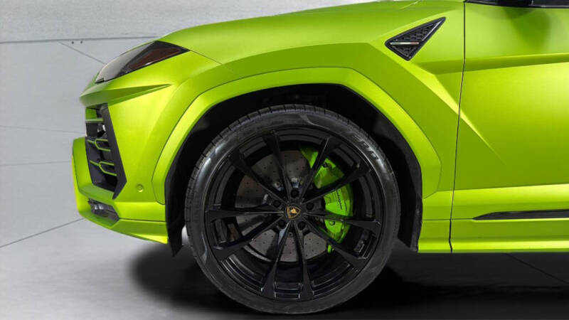 2020 Lamborghini Urus