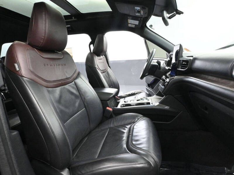 2023 Ford Explorer Platinum