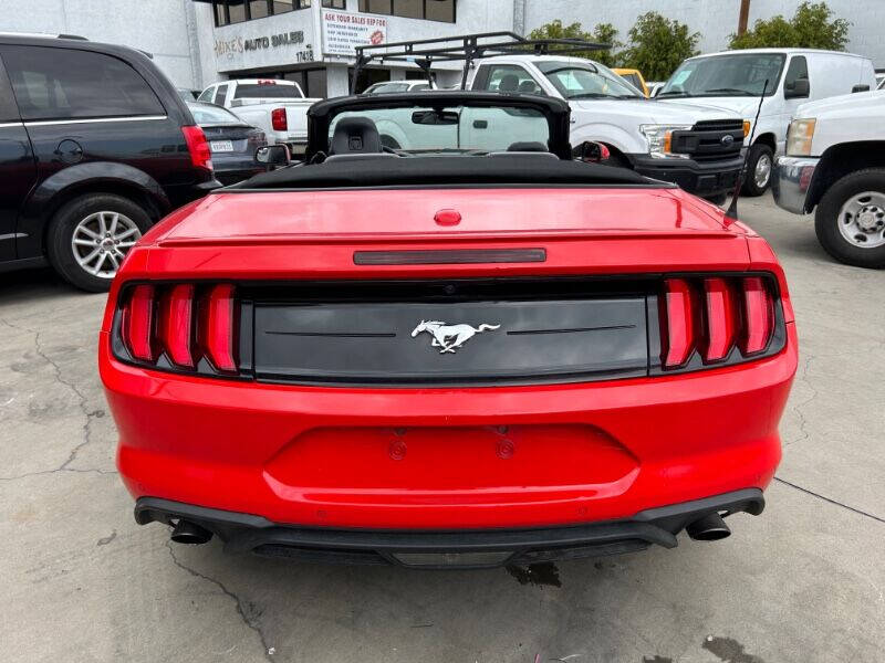 2020 Ford Mustang EcoBoost
