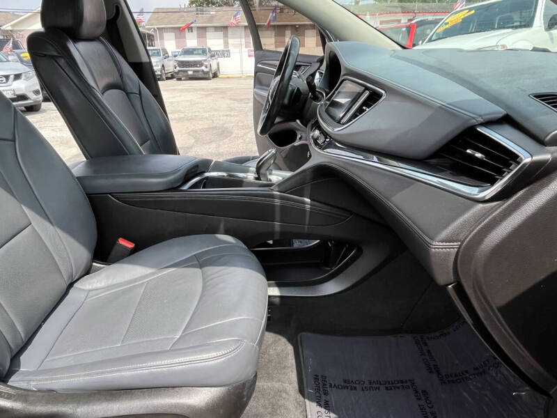 2019 Buick Enclave Essence