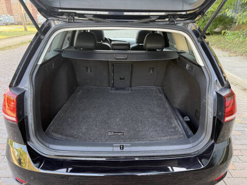 2018 Volkswagen Golf SportWagen TSI S