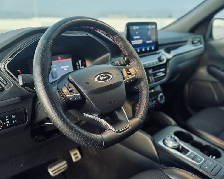 2023 Ford Escape ST-Line