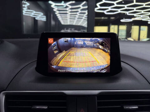 2017 Mazda MAZDA3 Sport