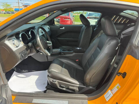 2008 Ford Mustang V6 Deluxe