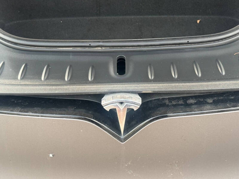 2023 Tesla Model S Standard Range