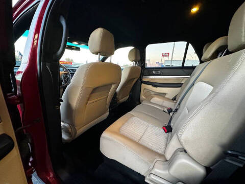 2016 Ford Explorer