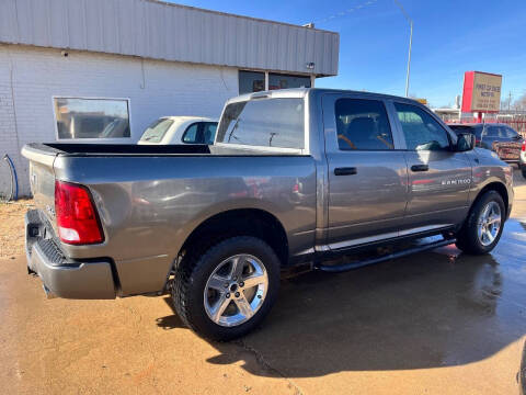 2012 RAM 1500 ST
