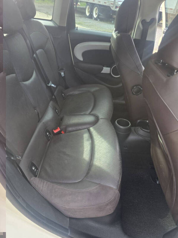 2017 MINI Hardtop 4 Door Cooper