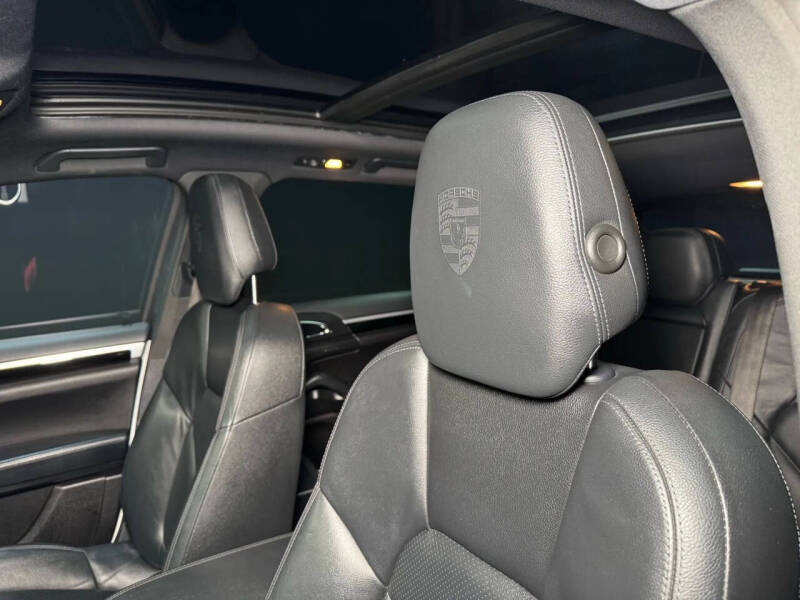 2014 Porsche Cayenne